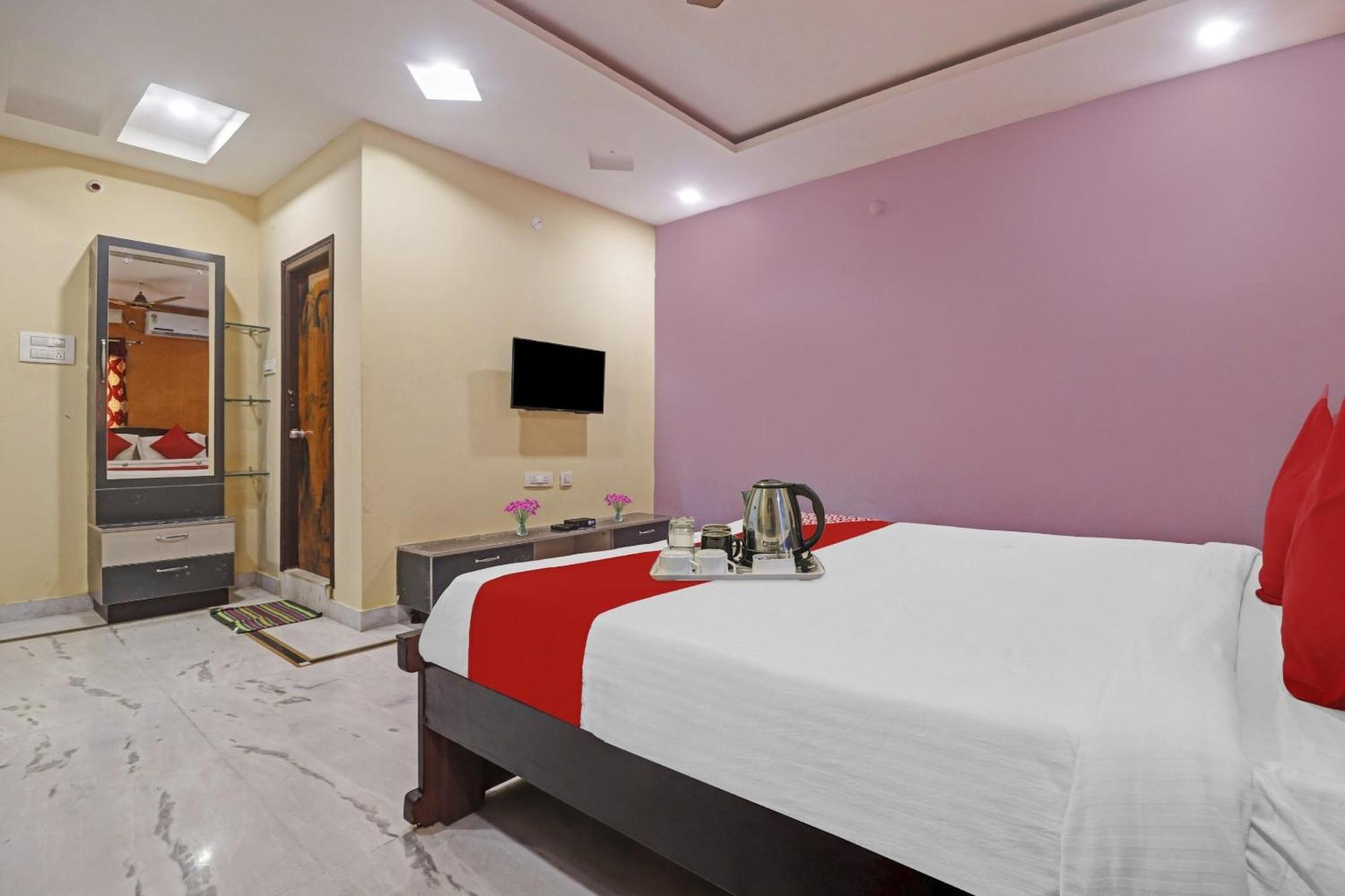 Hotel O Royal Stay Near Mantra Mall Haidar Sahibguda المظهر الخارجي الصورة