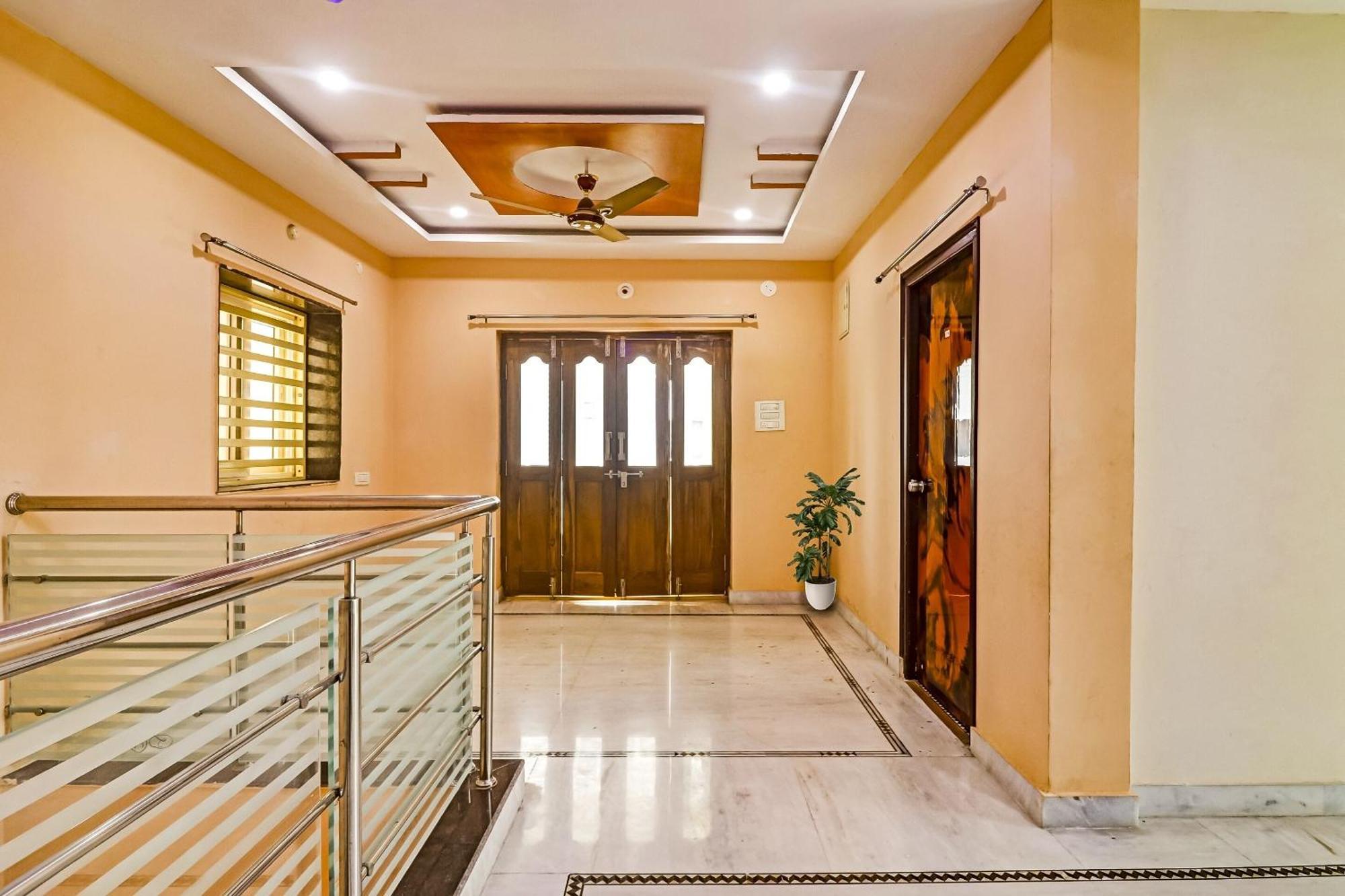 Hotel O Royal Stay Near Mantra Mall Haidar Sahibguda المظهر الخارجي الصورة